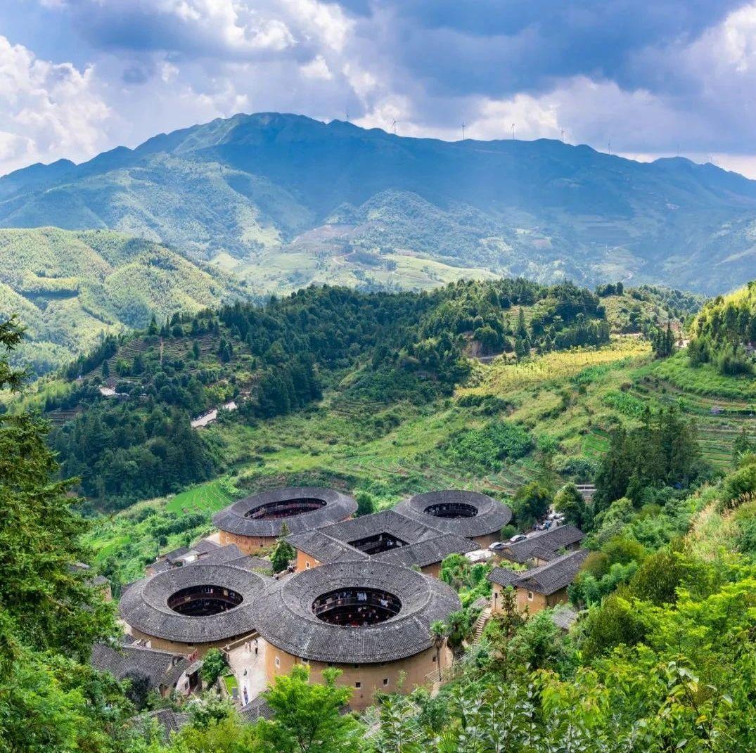 福建，历史文化的传承与现代发展的交响